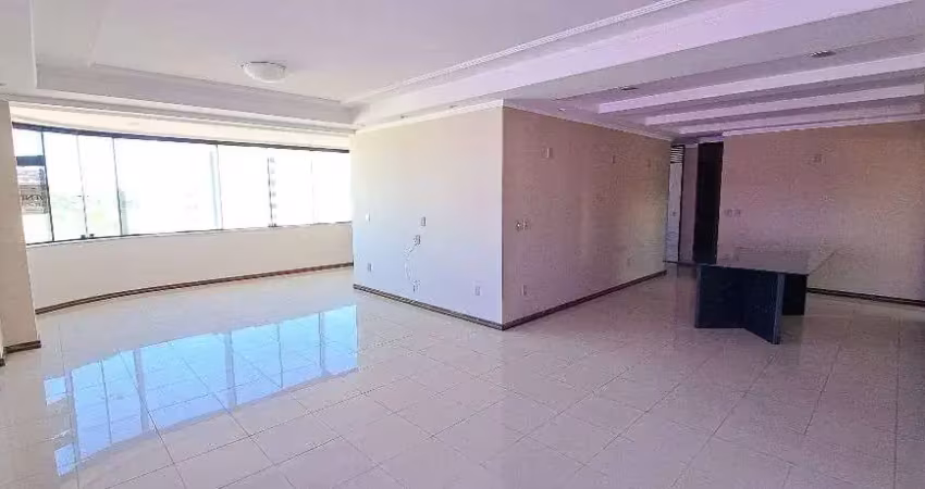 Apartamento com 3 dormitórios à venda, 190 m² por R$ 650.000,00 - Tirol - Natal/RN