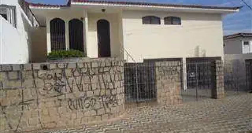 Casa com 6 dormitórios à venda, 642 m² por R$ 1.100.000,00 - Lagoa Nova - Natal/RN