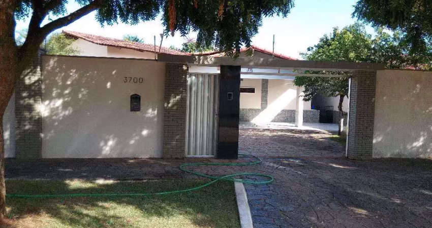 Casa com 4 dormitórios à venda, 300 m² por R$ 900.000,00 - Parque das Colinas - Natal/RN