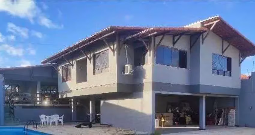 Casa com 3 dormitórios à venda, 600 m² por R$ 950.000,00 - Candelária - Natal/RN