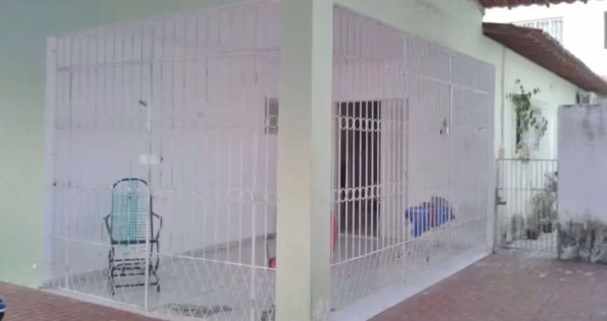 Casa com 3 dormitórios à venda, 200 m² por R$ 550.000,00 - Candelária - Natal/RN
