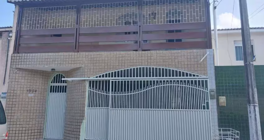 Casa duplex à venda em capim macio – excelente oportunidade!