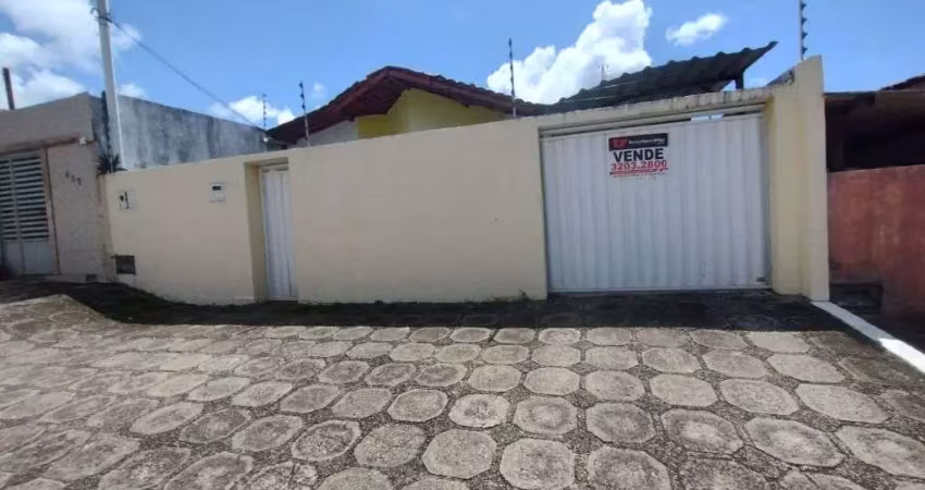 Casa com 3 quartos à venda na Rua Cristal de Rocha, 484, Lagoa Nova, Natal