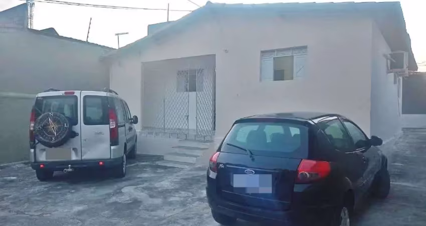 Casa com 3 quartos à venda na Rua Barão de Ladário, 104, Pitimbu, Natal