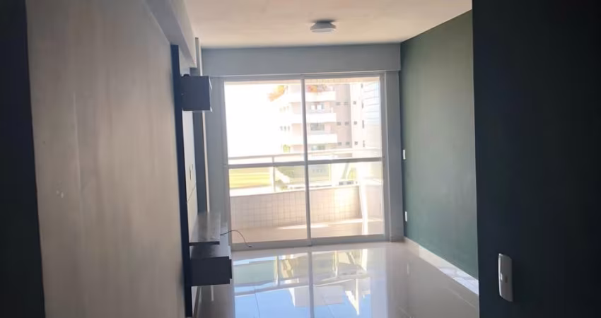 Apartamento com dois dormitórios na península para locação