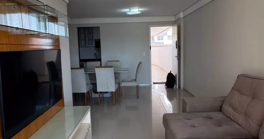 Apartamento com três dormitórios mobiliado no renascença