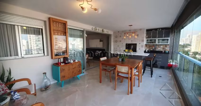Apartamento com 3 quartos à venda na Rua Horácio Lane, --, Pinheiros, São Paulo