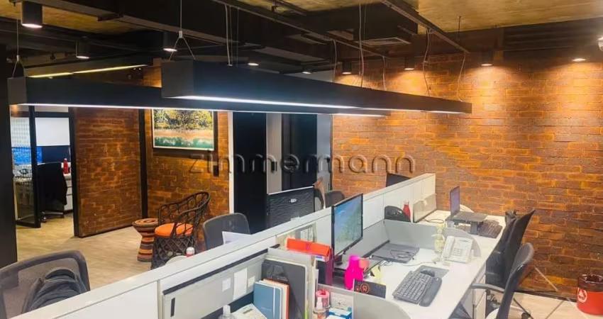 Casa comercial à venda na Rua Jesuíno Arruda, --, Itaim Bibi, São Paulo