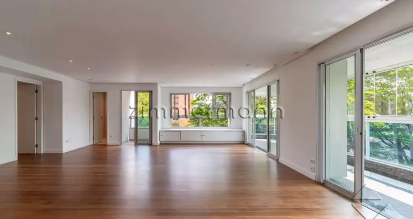 Apartamento com 3 quartos à venda na Avenida Açocê, --, Moema, São Paulo
