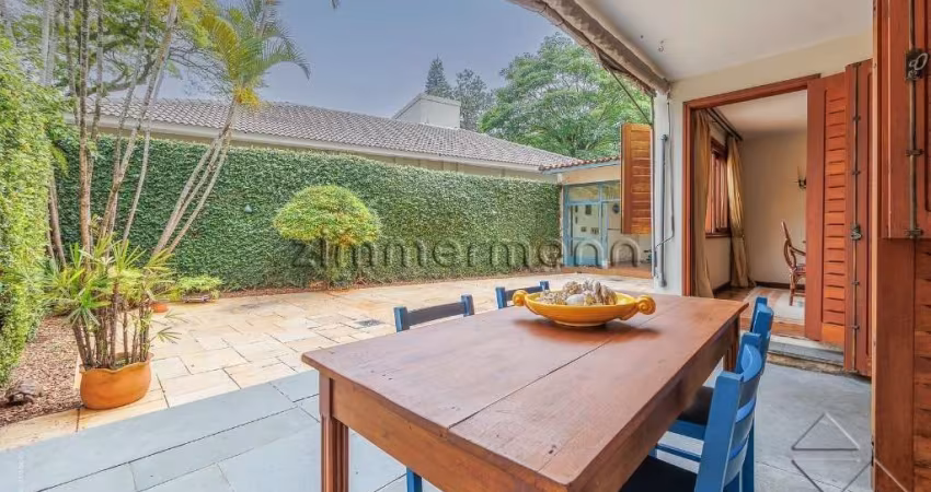 Casa com 4 quartos à venda na Rua Breves, --, Chácara Monte Alegre, São Paulo