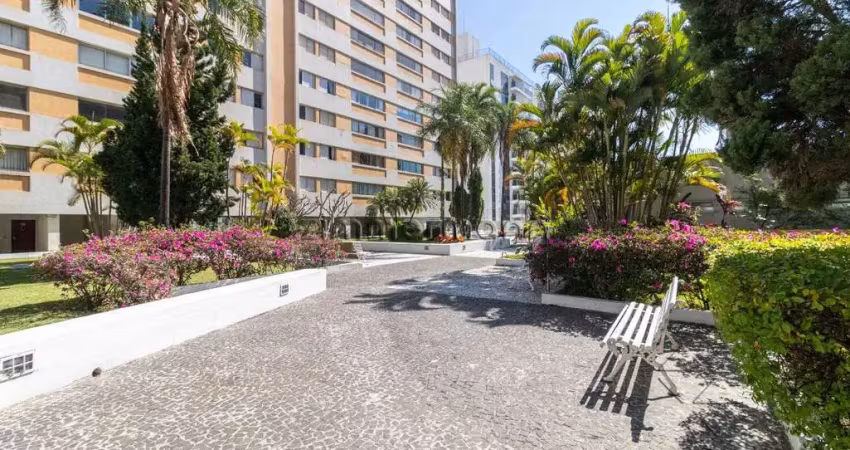 Apartamento com 3 quartos à venda na Rua Teodoro Sampaio, --, Pinheiros, São Paulo