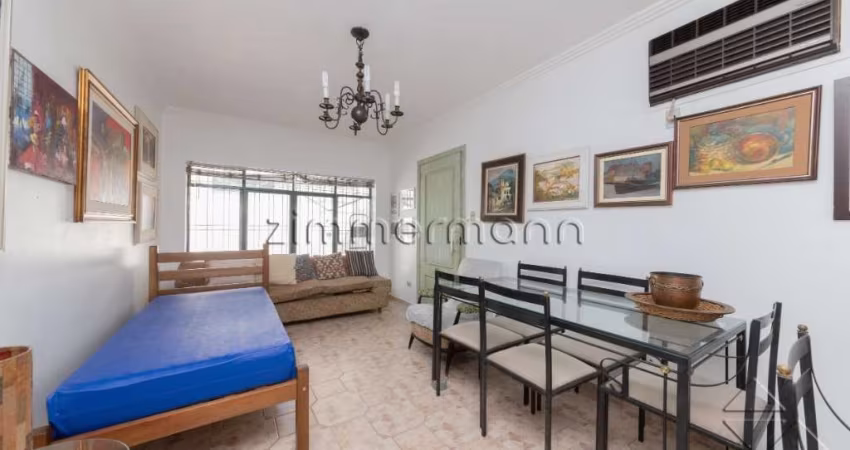 Casa com 2 quartos à venda na Rua Albina Barbosa, --, Aclimação, São Paulo