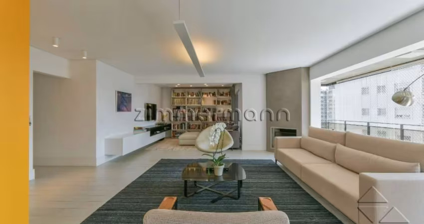 Apartamento com 3 quartos à venda na Rua Inajaroba, --, Vila Nova Conceição, São Paulo