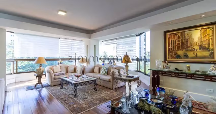 Apartamento com 3 quartos à venda na Avenida Chibarás, --, Moema, São Paulo