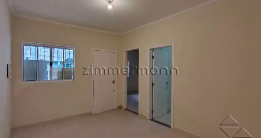 Casa com 3 quartos à venda na Rua Albina Barbosa, --, Cambuci, São Paulo