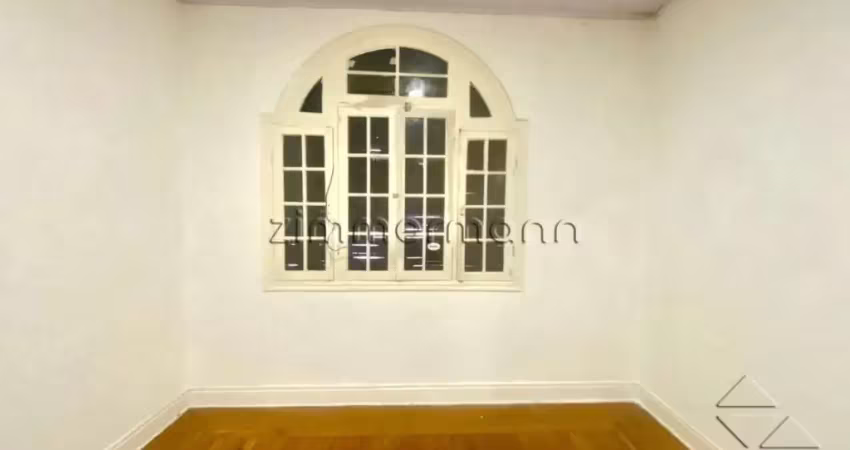 Casa com 18 quartos à venda na Rua Maria José, --, Bela Vista, São Paulo