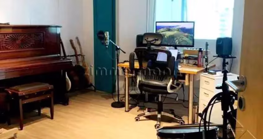 Casa comercial à venda na Rua Artur de Azevedo, --, Pinheiros, São Paulo