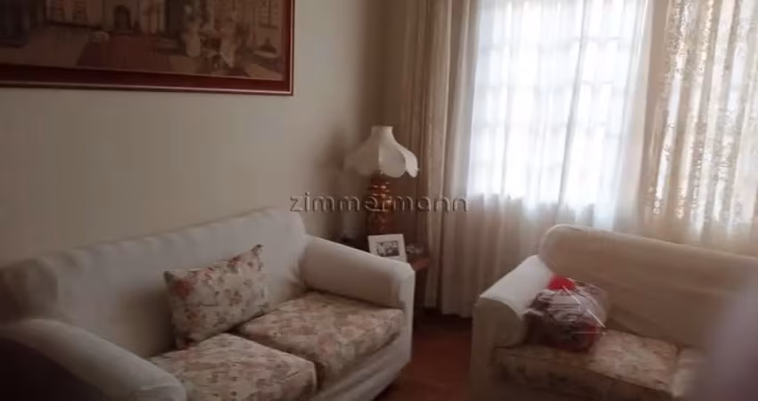 Casa com 3 quartos à venda na Rua Backer, --, Cambuci, São Paulo