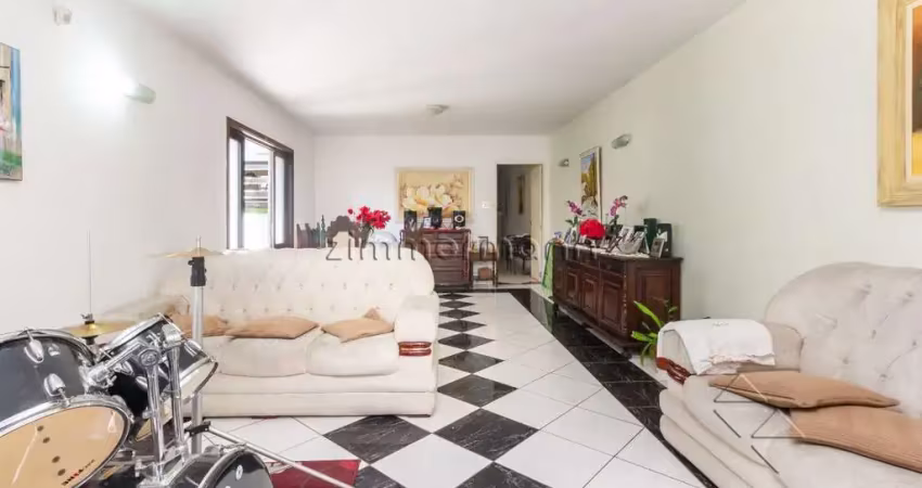 Casa com 3 quartos à venda na Rua Catão, --, Vila Romana, São Paulo