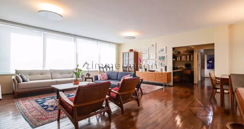 Apartamento com 3 quartos à venda na Rua Patápio Silva, --, Vila Madalena, São Paulo