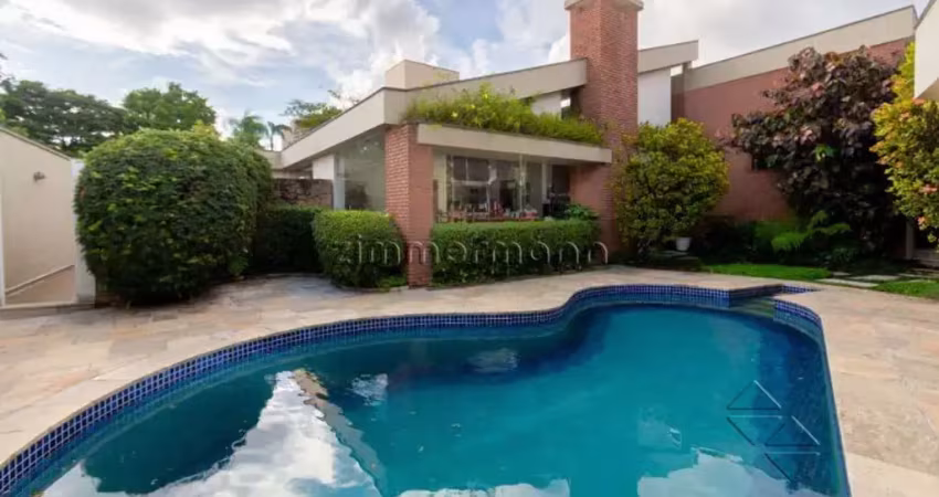 Casa com 7 quartos à venda na Rua Cardeal Cagliori, --, Alto de Pinheiros, São Paulo