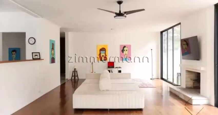 Casa com 4 quartos à venda na Rua Simpatia, --, Vila Madalena, São Paulo
