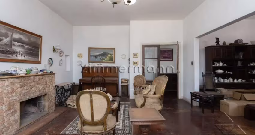 Casa com 4 quartos à venda na Rua Poconé, --, Sumaré, São Paulo