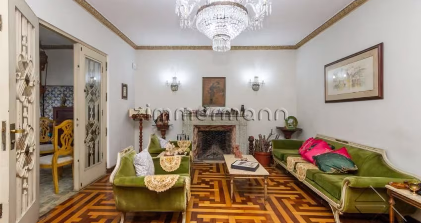 Casa com 3 quartos à venda na Rua Plínio de Morais, --, Sumaré, São Paulo