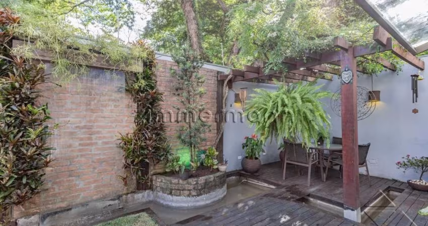 Casa com 3 quartos à venda na Rua Vicente Leporace, --, Campo Belo, São Paulo