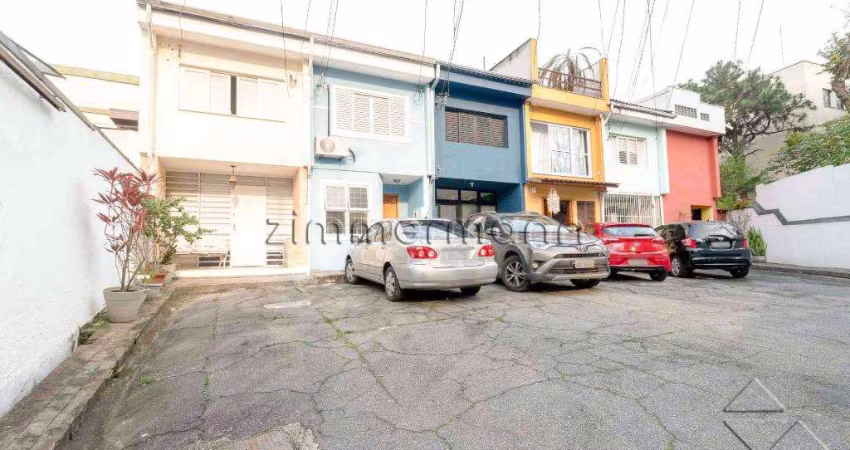 Casa com 2 quartos à venda na Rua Pio XI, --, Alto da Lapa, São Paulo