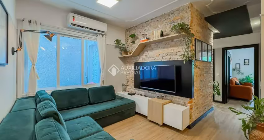 Apartamendo no bom fim com 102m² e dois dormitórios
