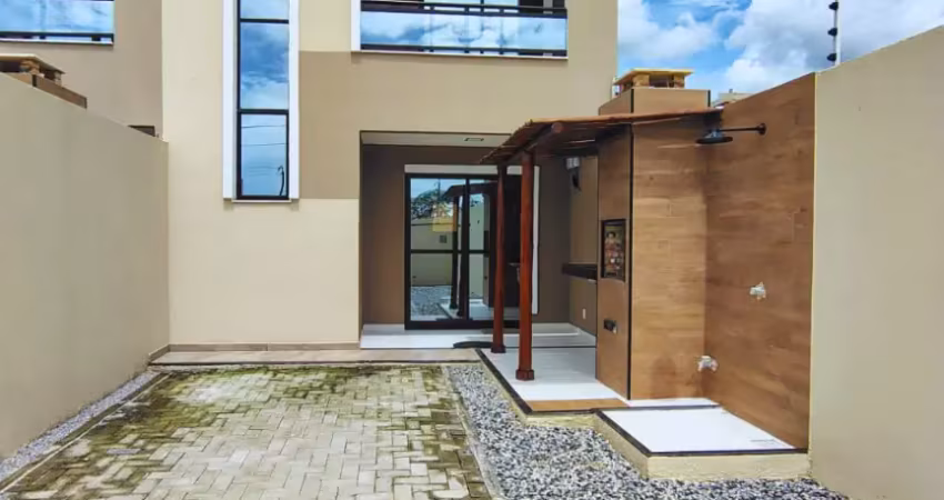 Duplex impecável no bairro que mais cresce em caucaia