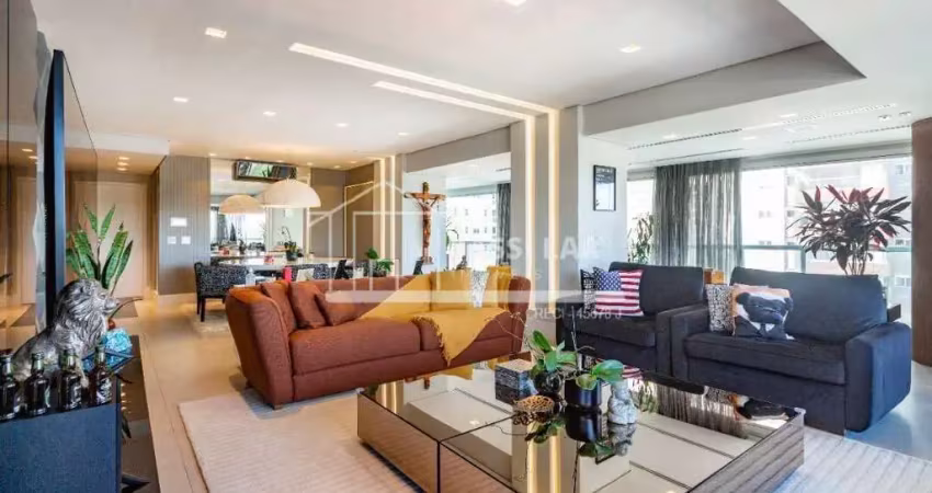 Apartamento para comprar no Campo Belo com 3 suítes