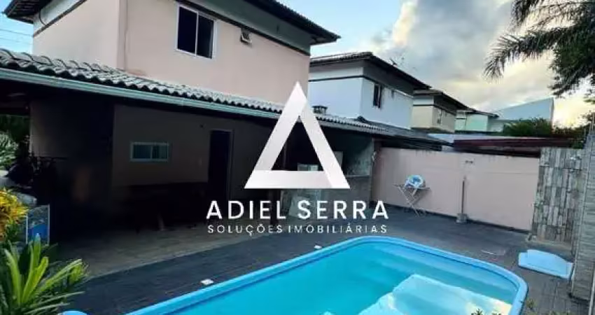 Abrantes - Casa duplex - 4 suítes, sendo uma no térreo - Sala espaçosa - Armários - Cozinha - Piscina e Área gourmet - 4 vagas
