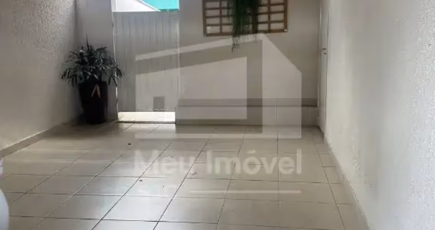 Aluguel Casa / Kitinet 1 Dormitório Totalmente Mobiliada - Ao lado do Centervale Shopping - Bairro Jardim Augusta - São José dos Campos