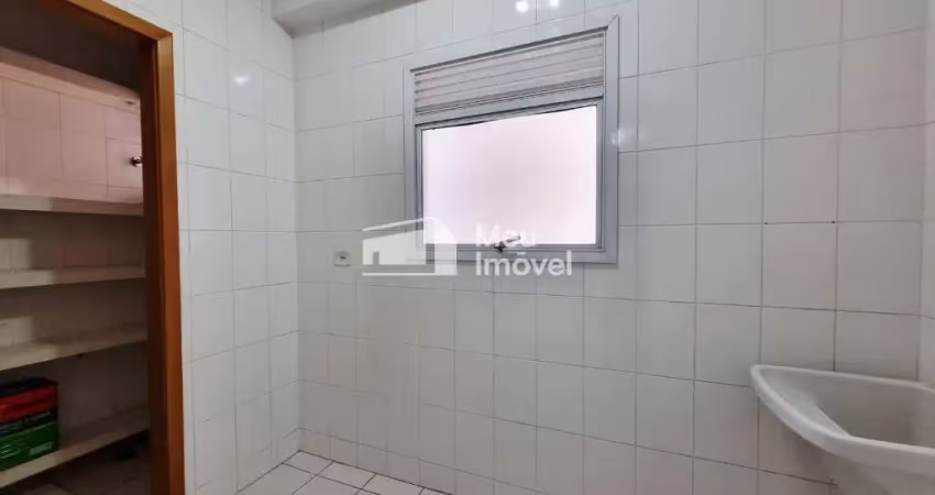 Luc aluga apartamento com sacada | 3 quartos (1 suíte) | 85m²  andar alto – edifício solar do barão