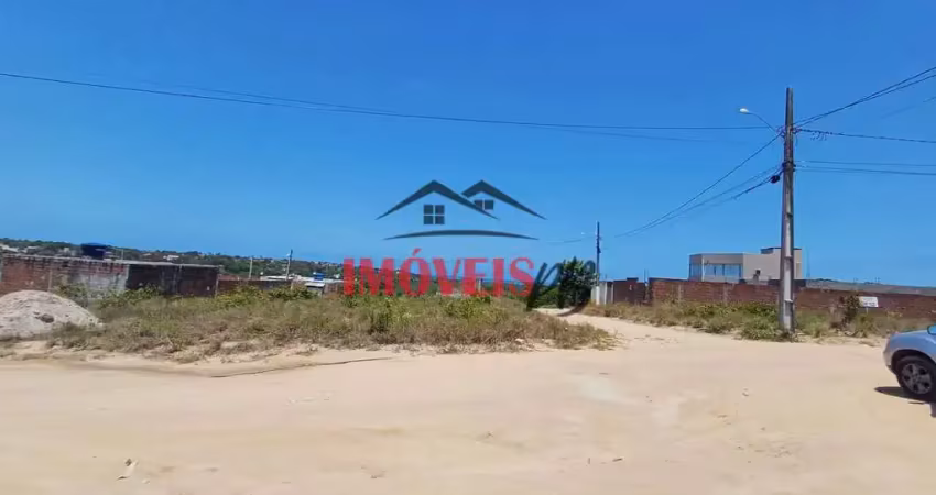Terreno em carapibus com ótima vista próximo de comércios.