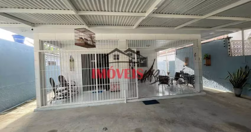 Casa no bairro do cuiá com 3 quartos sendo 1 suíte e ótima localização.