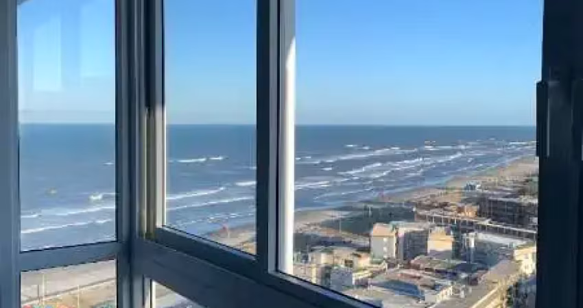 Apartamento com 3 quartos para alugar na Avenida Fernando Amaral, 1202, Centro, Tramandaí