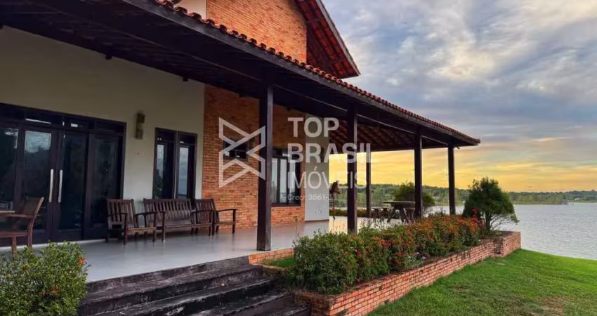 Casa espetacular em área de 27 mil m² na beira da lagoa do bonfim