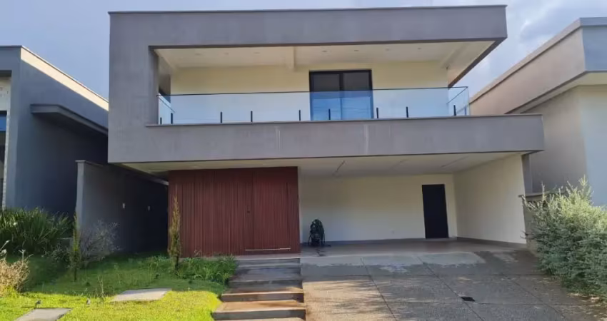 Excelente sobrado em condomínio fechado  com 04 suítes , piscina  construção de lto padrão