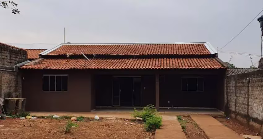 Casa de 2 quartos com suíte atrás do jardins madri, preço de lote