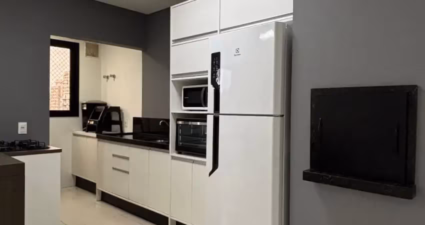 Apartamento com 3 quartos para alugar na Rua 910, 159, Centro, Balneário Camboriú