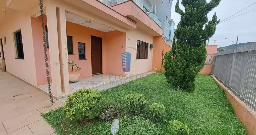 Casa com 3 quartos à venda na Rua Acari Antônio Moser, Dom Bosco, Itajaí