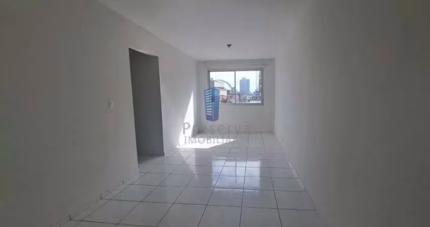 Apartamento com 3 quartos para alugar na Rua Treze de Maio, Centro, Itajaí