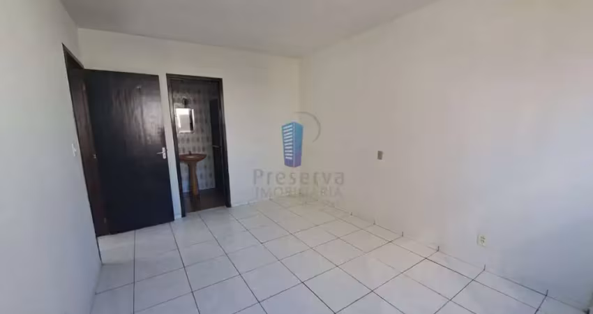Apartamento com 3 quartos para alugar na Rua Treze de Maio, Centro, Itajaí