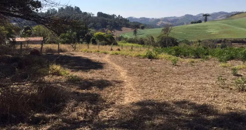 Ótimo terreno a venda em pinhalzinho para chácara!!!