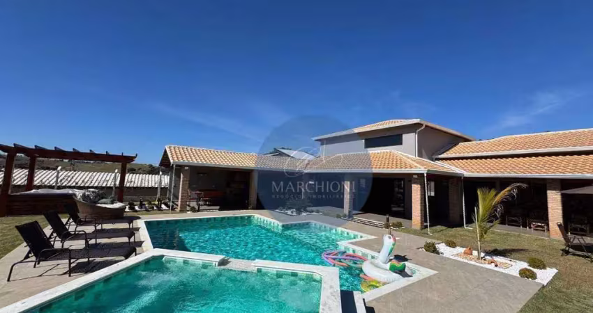 Chácara / sítio com 3 quartos à venda na -22.787884, -46.577510, 5597, Zona Rural, Pinhalzinho