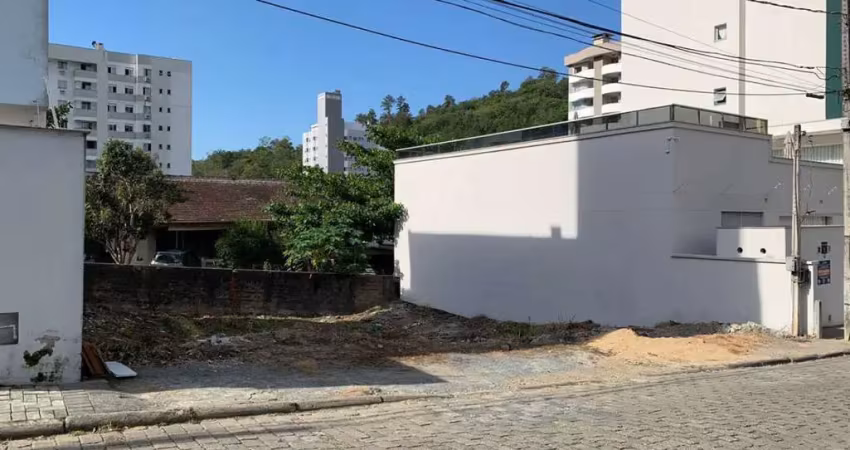 Terreno à venda na Vila Nova, Blumenau 
