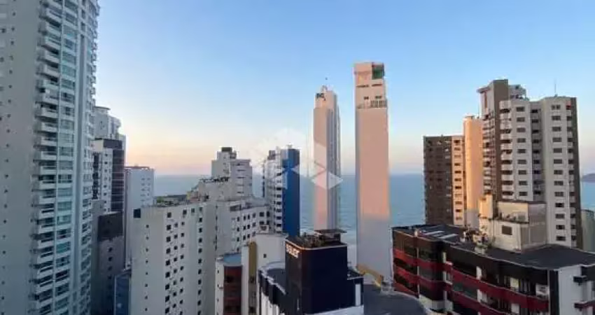 Apto à venda luxuoso, andar alto no 135 jardins em  balneário camboriú